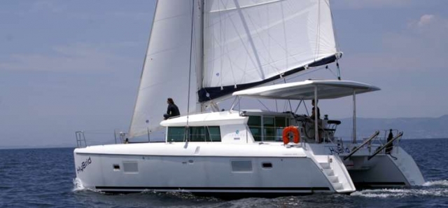  Catamaran rental
